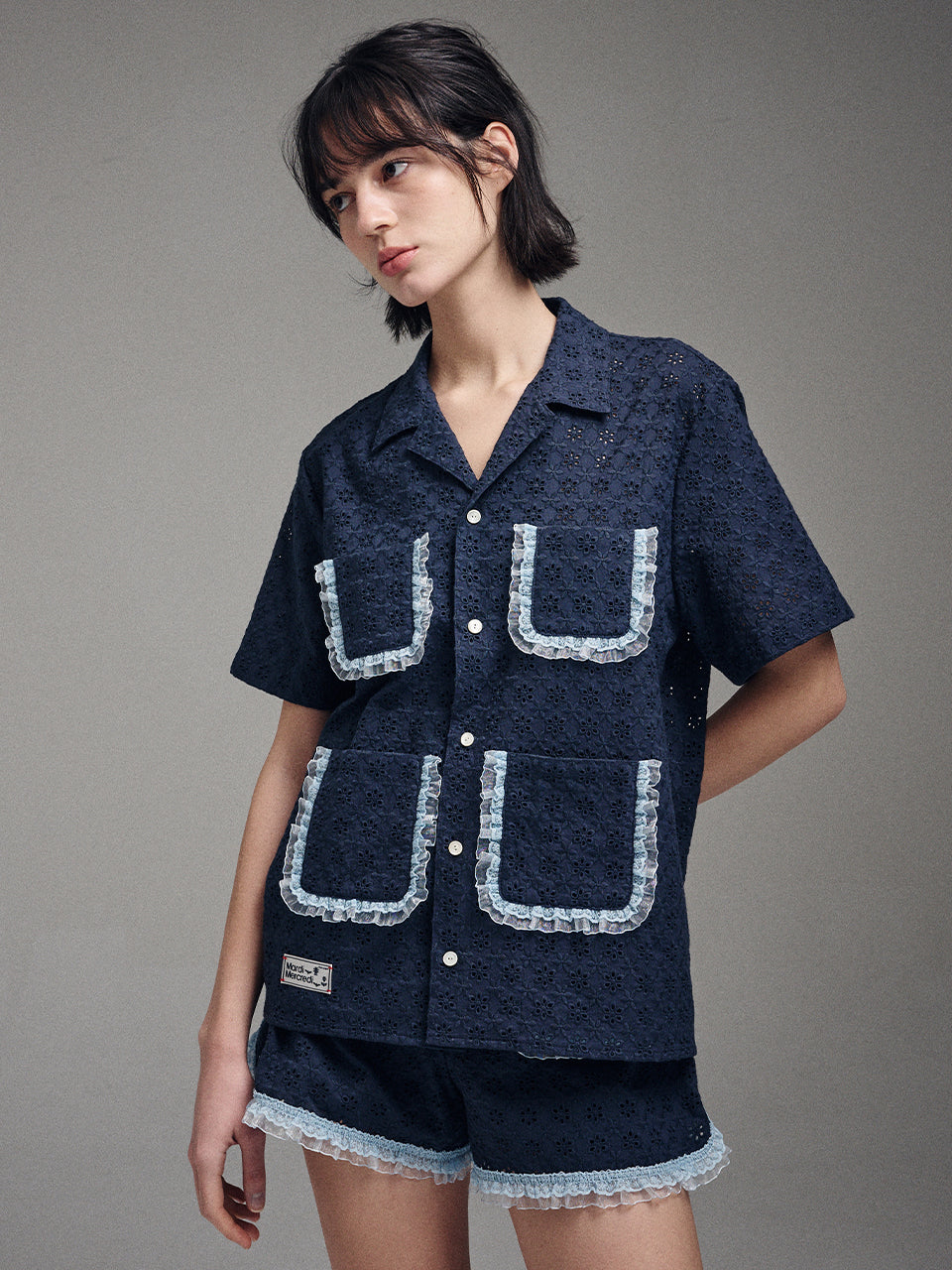 SHIRT HALF SLEEVE EYELET FRILL_NAVY
