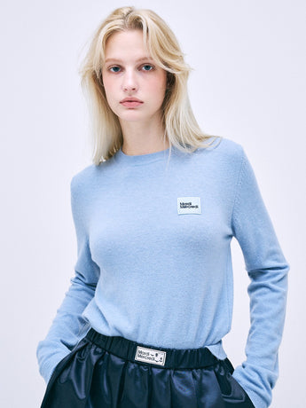 CASHMERE BLENDED ROUND NECK SQUARE LOGO_BLUE