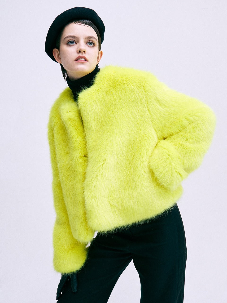 FAUX FUR CROPPED JACKET ROUND NECK_YELLOW