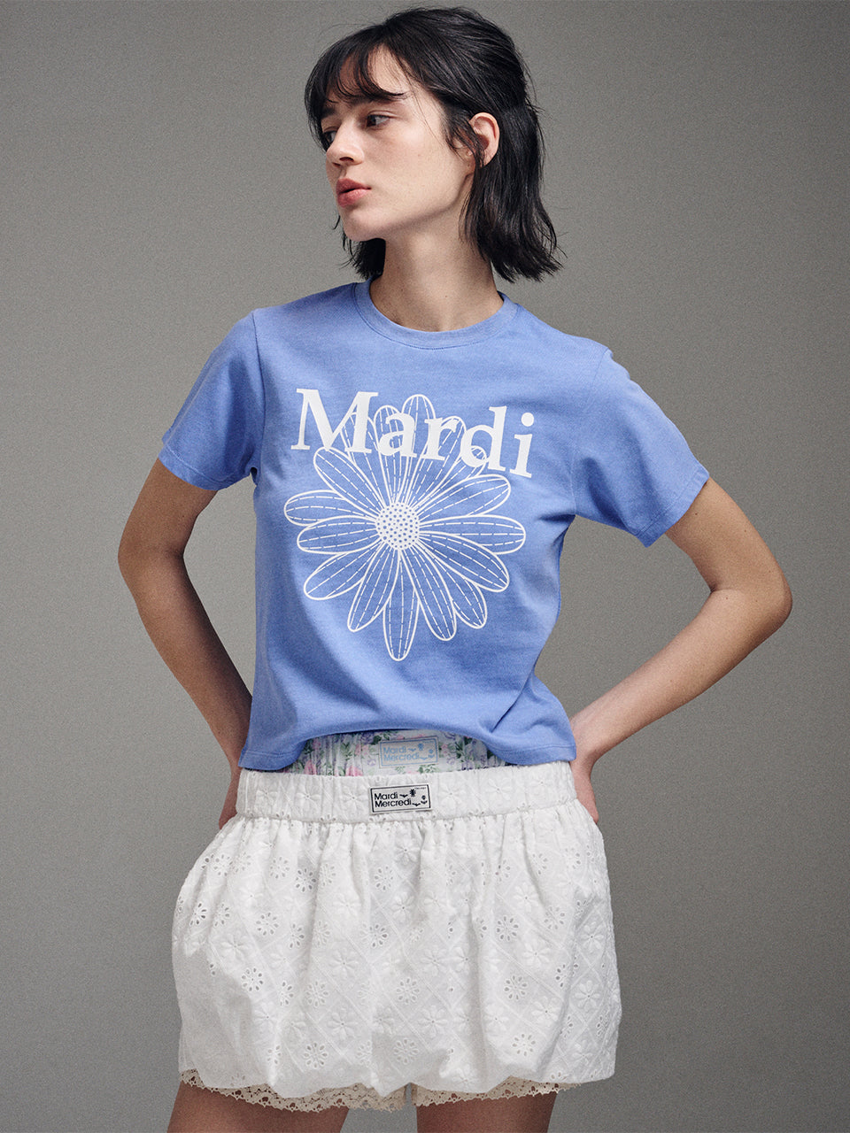 SLIM TSHIRT FLOWERMARDI WASHING_BLUE WHITE