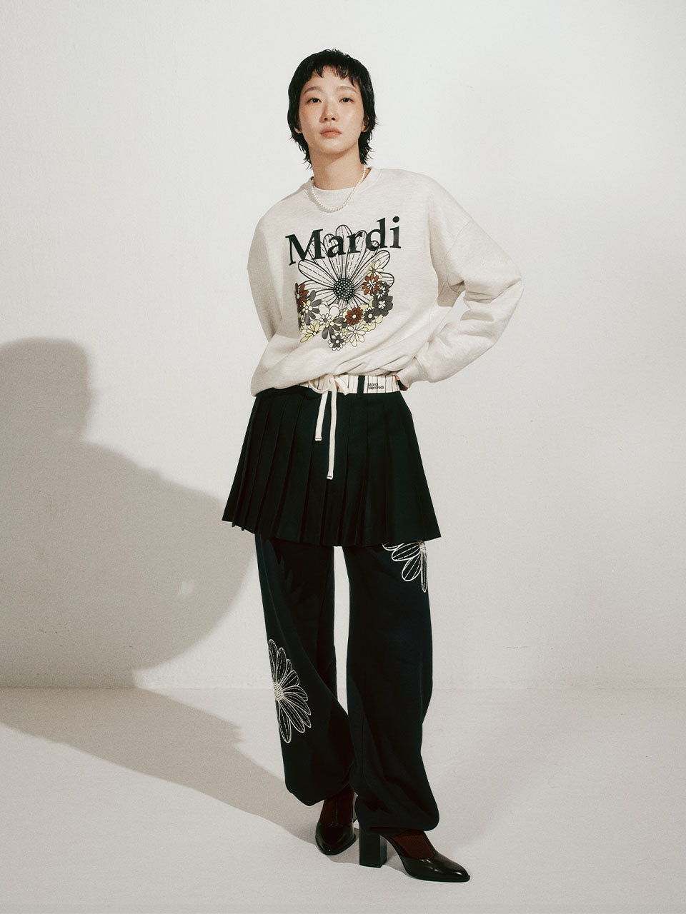 JOGGER PANTS FLOWER_NAVY IVORY