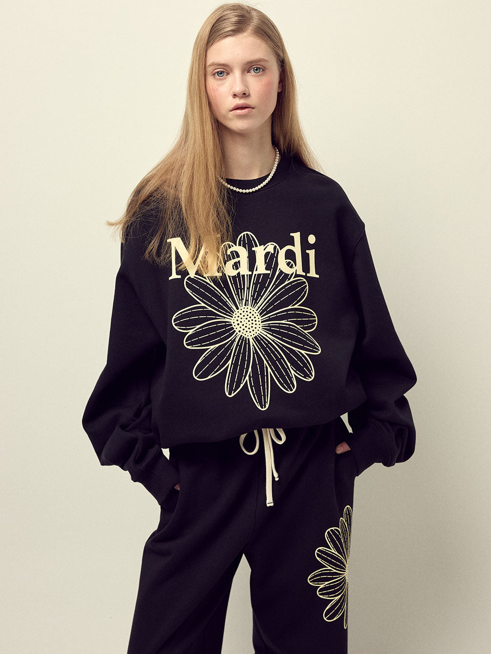 OVERSIZED SWEATSHIRT FLOWERMARDI_BLACK CREAM