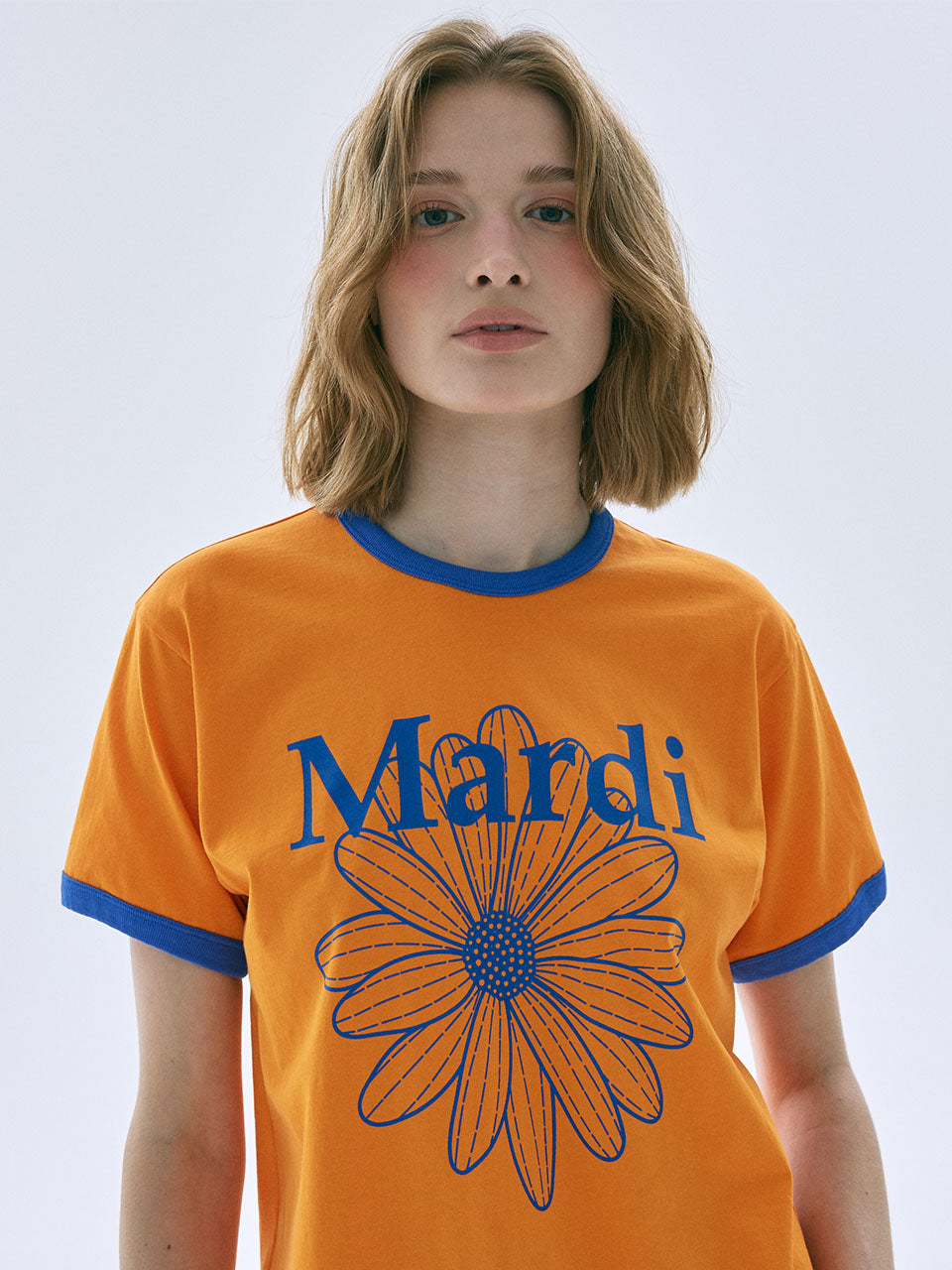 SLIM RINGER TSHIRT FLOWERMARDI_ORANGE BLUE