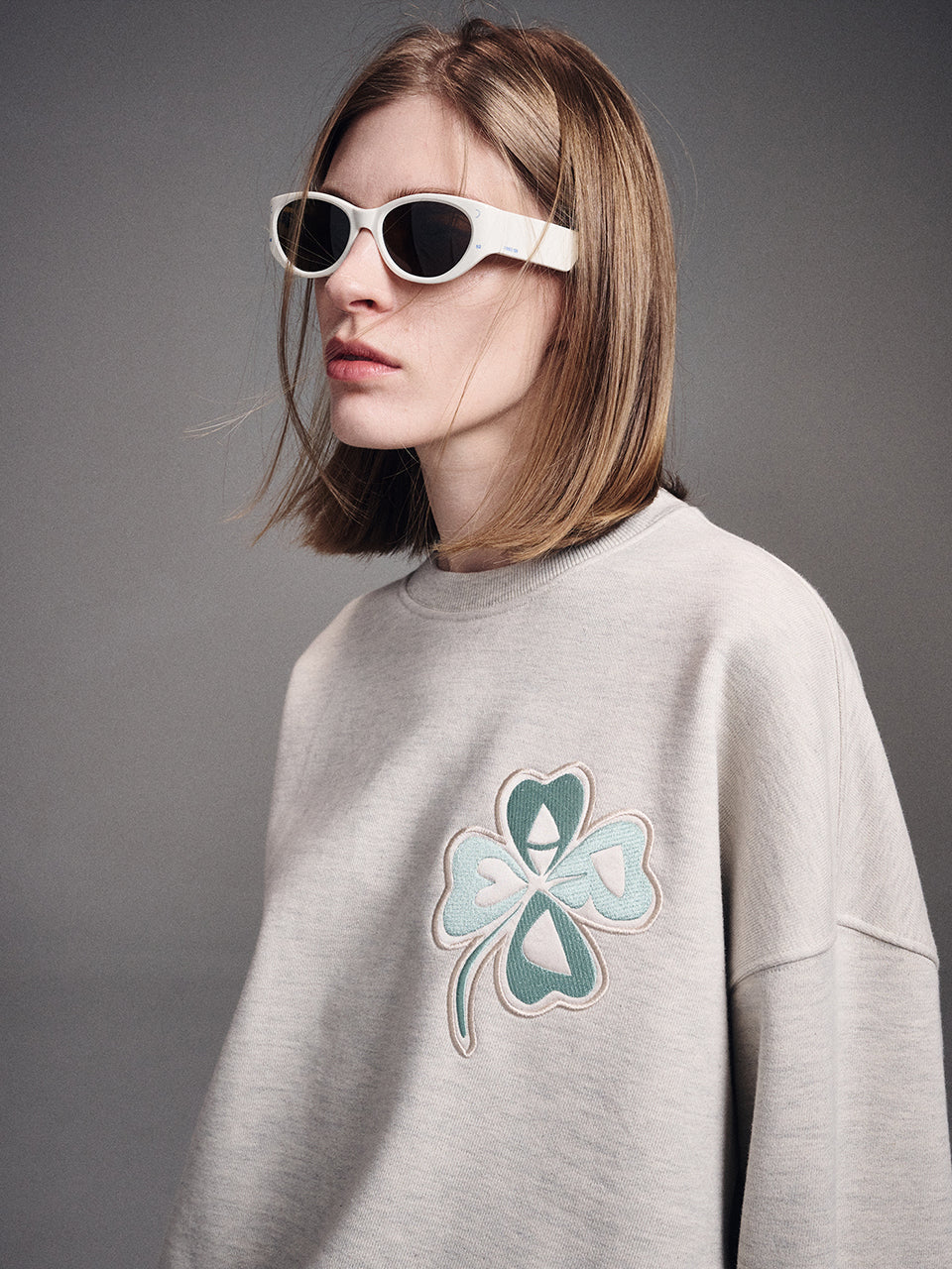 SWEATSHIRT CLOVERMARDI SATIN_OATMEAL MINT