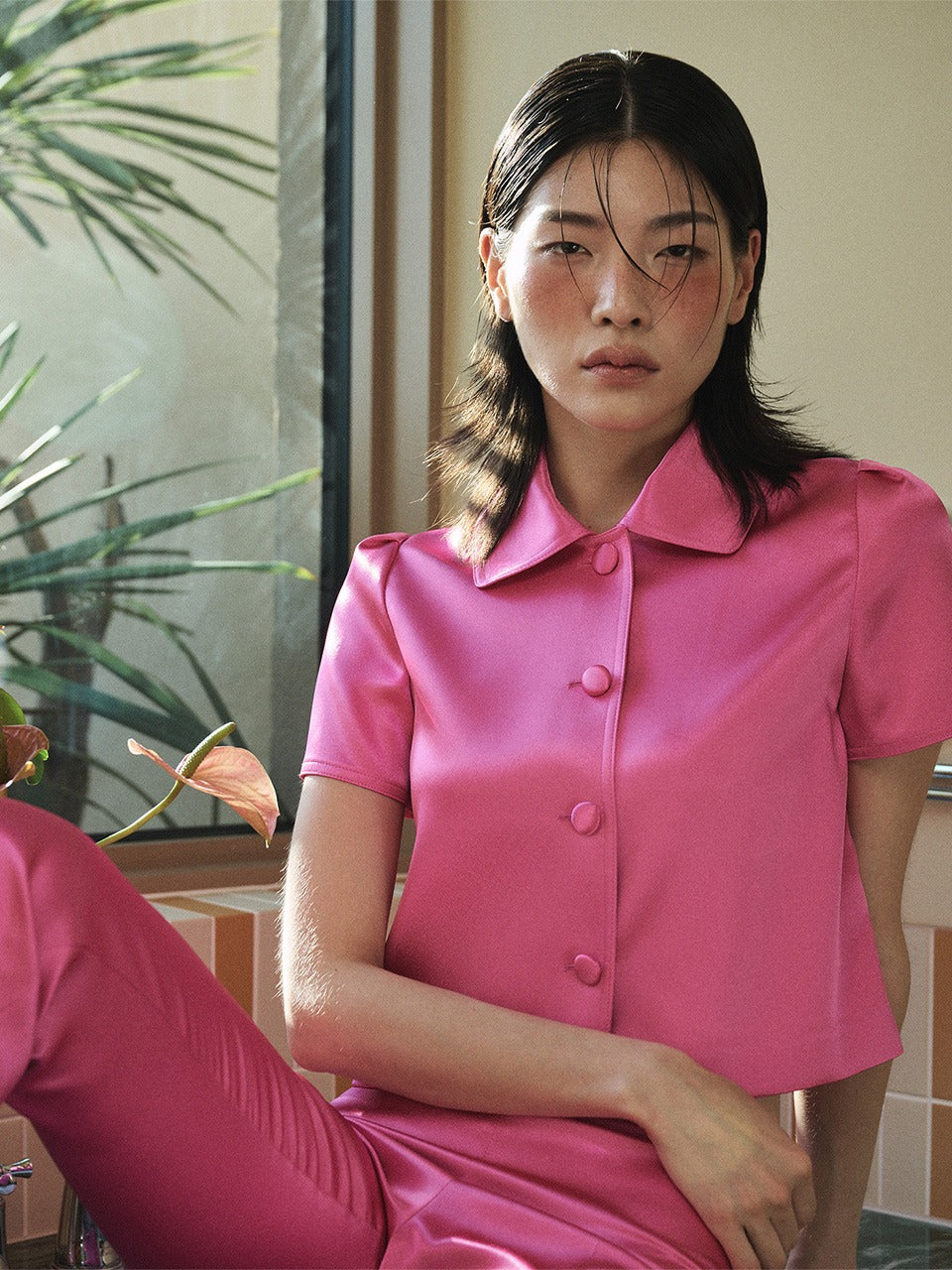 SATIN CROPPED JACKET HALF SLEEVE_FUCHSIA